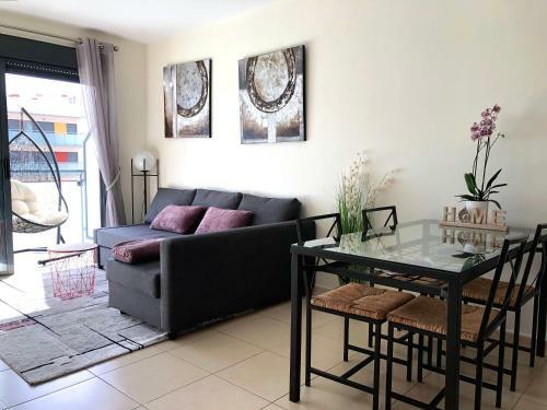 Apartamento Con Terraza En La Magalona