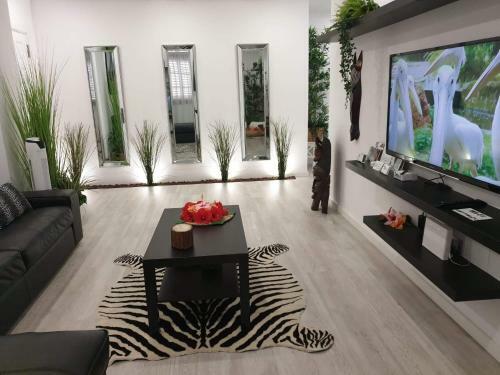 Apartamento Room Plaza & Parking