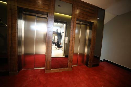???? ????? ?????? Sahara Gulf Hotel Apartments