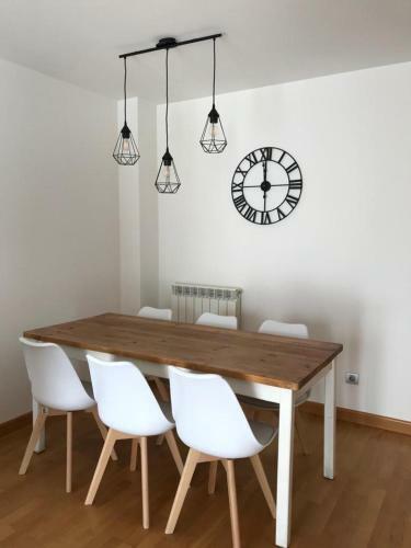 Apartamento Vista Pe�a Oroel