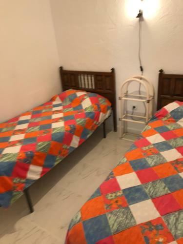 Apartamento Peque�o Conjunto Casas Adosados