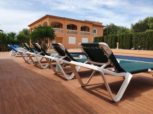 Villa Ca�n Roser