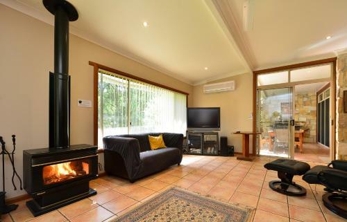 Bushland Cottages And Lodge