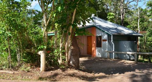 Bushland Cottages And Lodge