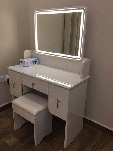 Two Bedroom Luxury Apartment Al-khoud