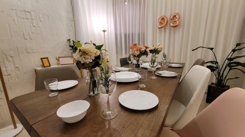 Pier 26 Hotel And Party