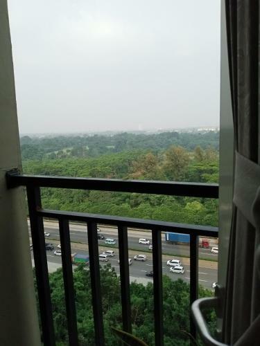 Podomoro Golf View Apartemen Room Cozy