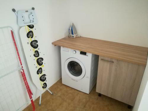 Apartamento Casa Valientes A - Free Private Parking, Wifi & AC