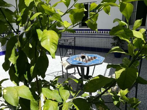 Apartamento Casa Valientes A - Free Private Parking, Wifi & AC