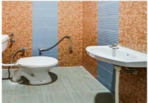Oyo 85500 Hotel Highway Super King