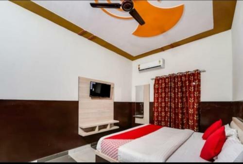 Oyo 85500 Hotel Highway Super King