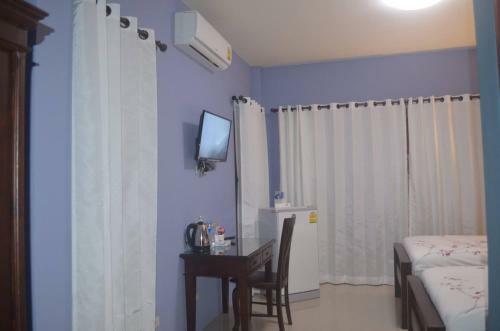 Hostal ???????????