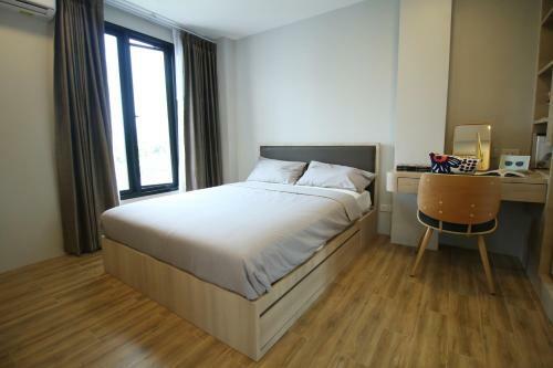 Apartamento Glory Sukhumvit -asoke- Prompong- Bts- Mrt
