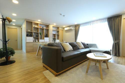 Apartamento Glory Sukhumvit -asoke- Prompong- Bts- Mrt