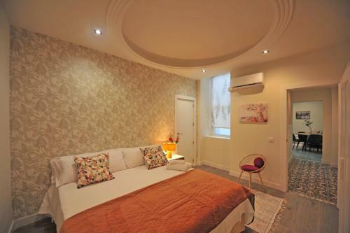 Apartamento Los Corceles Casa Palacio