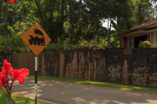Neverbeen To Kumudini's Villa