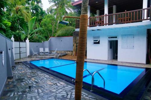 Hotel White Blossom