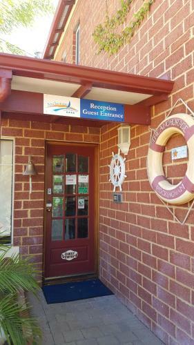 Hostal Anchorage Guest House And Self-contained Accommodation