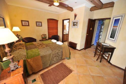 Manuel Towers Boutique Bed & Breakfast