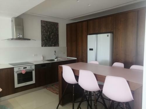 Apartamento Appartment With Pool Terrasse Royal Park