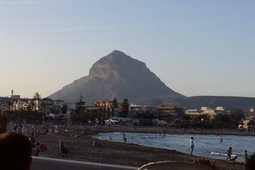 Apartamento Modern Flat Central Port Zone 2 Minutes From Sea