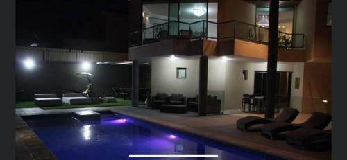 Hostal ???? ??????
