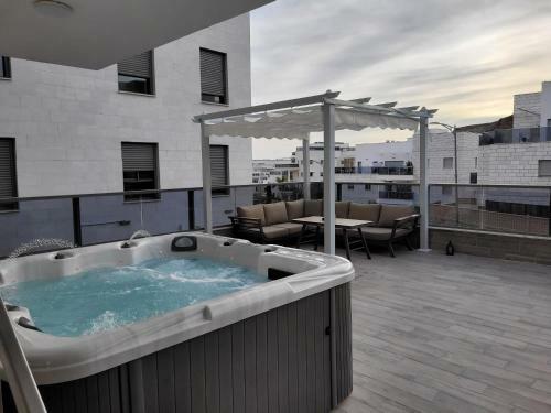 Apartamento 5 Diamonds Mini Penthouse & Jacuzzi