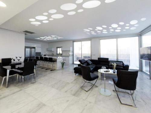 Apartamento Grand Royal Villa- ???? ?? ?????