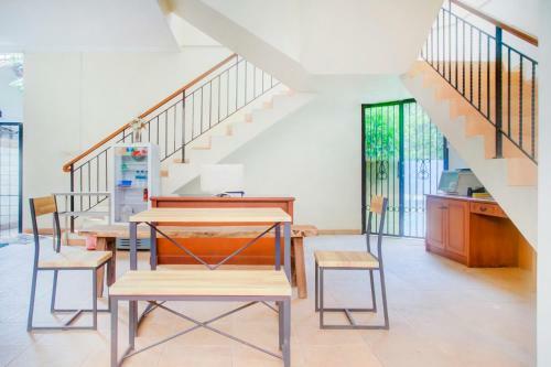 Hotel Oyo 3734 Ramboe Ranca
