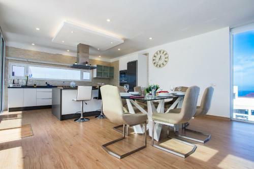 Tony�s Luxury Villa