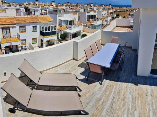 Sunny Luxury Apartment