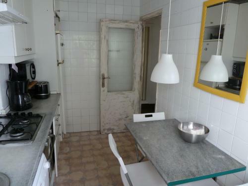Apartamento Amplio, Luminoso Y C�ntrico Piso