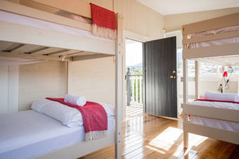 Albergue Montacute Boutique Bunkhouse