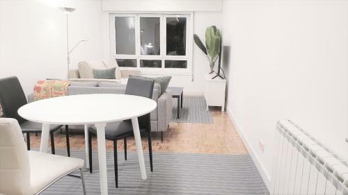Apartamento Atico Playa Orzan Centro. Garaje Mismo Edificio. Wifi