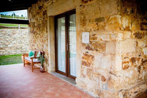 Mi�a Nai, Casa Rural