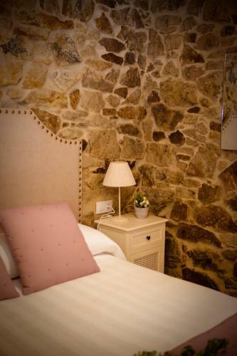 Mi�a Nai, Casa Rural