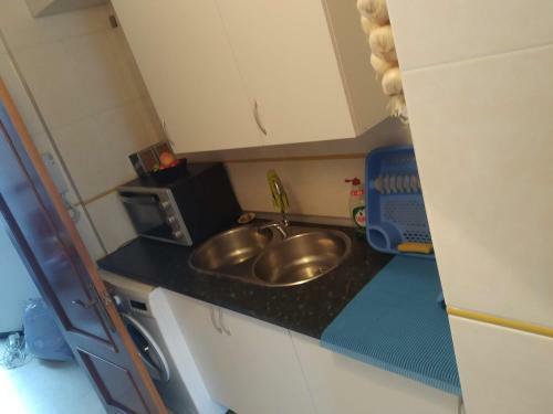 Apartamento Cosy Flat For Comfy Stay - Gib Rock View 3