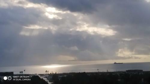 Apartamento Cosy Flat For Comfy Stay - Gib Rock View 3