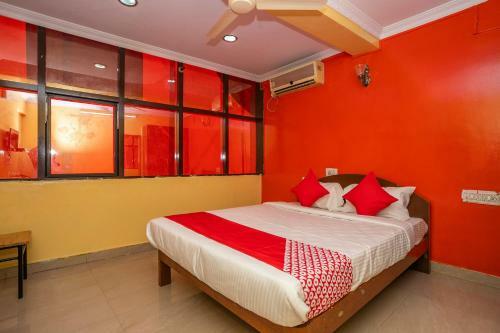 Hotel Oyo 26900 Royal Inn