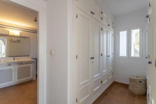 Five Star Villa With Heavenly Views