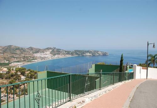 Stunning Sea Views Pool Garden