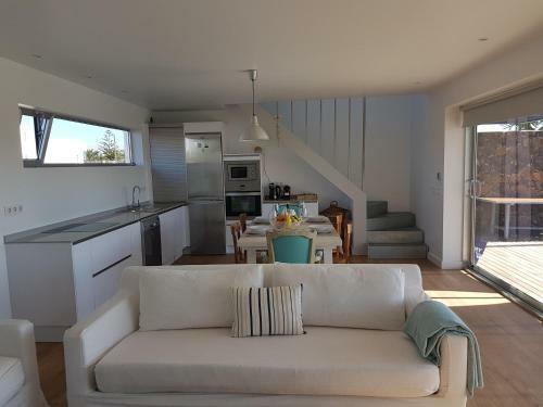 Majanicho Rock - Villa With Heated Pool