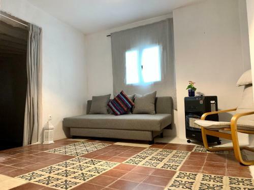 Tinao De Las Alc�ntaras