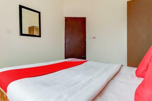 Apartamentos Oyo 2677 Hotel Royal Blue
