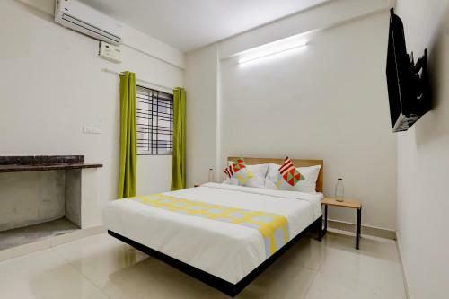 Hostal Oyo 79887 The Purple Orchid Stay