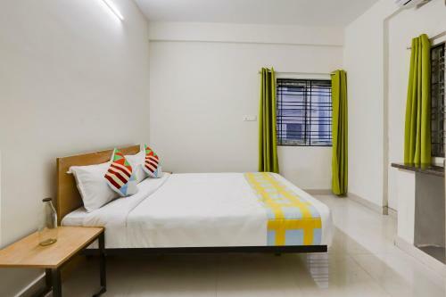 Hostal Oyo 79887 The Purple Orchid Stay