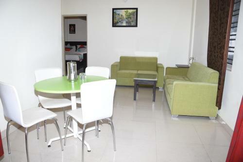 Hotel Cranberry Hospitality Services