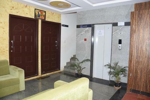Hotel Cranberry Hospitality Services