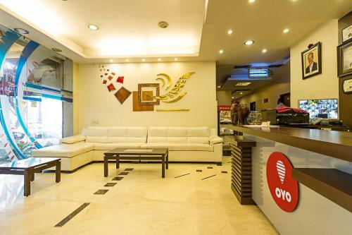 Vaccinated Staff - Oyo 1161 Hotel Golden Residency