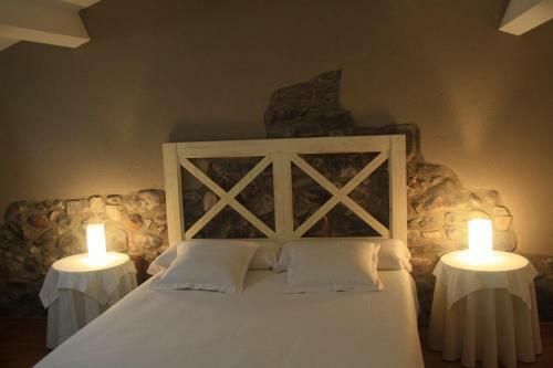Bed & Breakfast El Castell de La Pobla de Lillet (Adults Only)